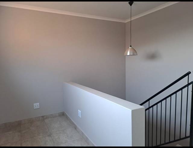 3 BEDROOM TOWNHOUSE FOR SALE IN DIE HEUWEL